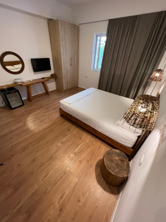 Kanes Bohemian Boutique Hotel Sarande Exterior photo