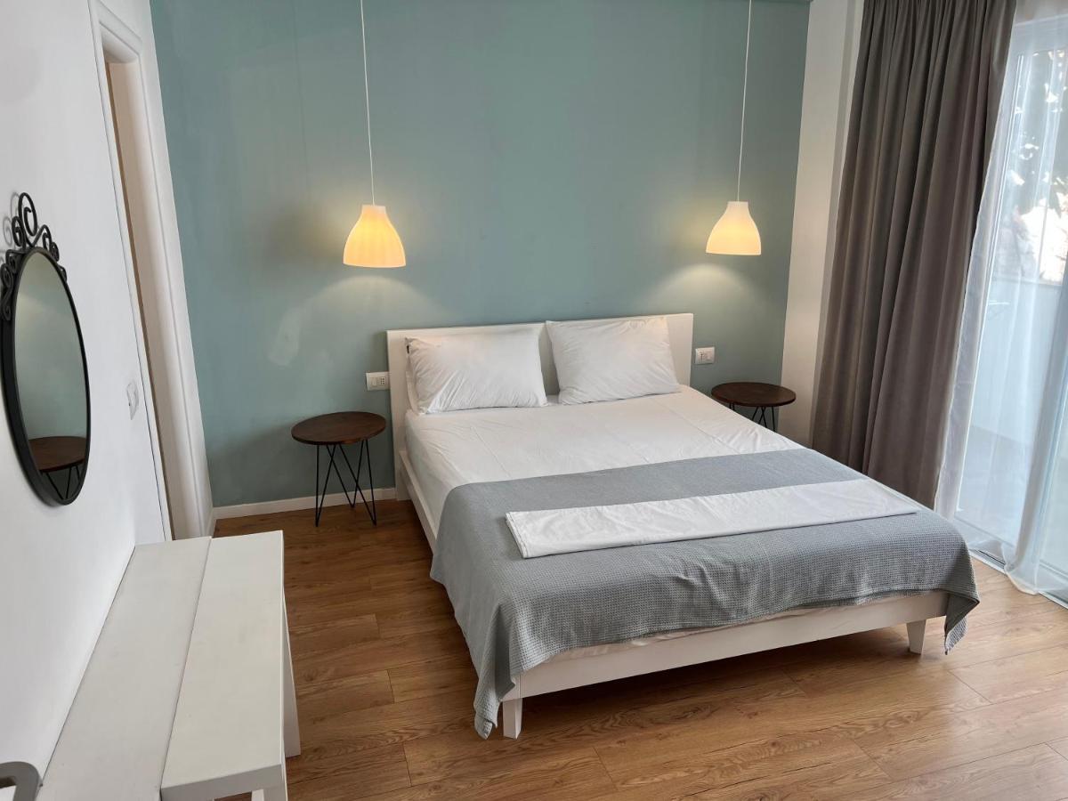 Kanes Bohemian Boutique Hotel Sarande Exterior photo